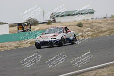 media/Jun-01-2025-CalClub SCCA (Sun) [[eae223c5dd]]/Group 5/Race (Front Straight)/